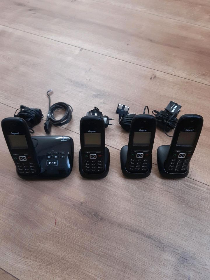 Gigaset AS405A -4 Schnurlose DECT- Telefone mit Anrufbeanworter in Stuttgart