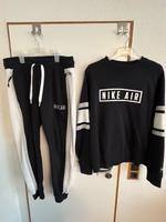 Nike Trainingsanzug Tech Fleece Jogginganzug Größe L Hessen - Dreieich Vorschau