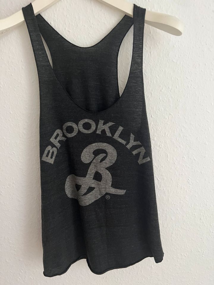 Brooklyn T-Shirt american apparel Racer Top Oberteil M Tanktop in Hamburg