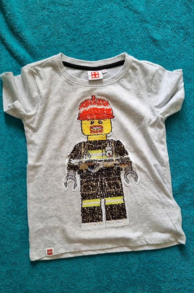 Lego Shirt 116 mit Wendepailetten in Bad Soden am Taunus