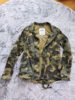 Jacke Hollister Camouflage, Gr M Nordrhein-Westfalen - Hürth Vorschau