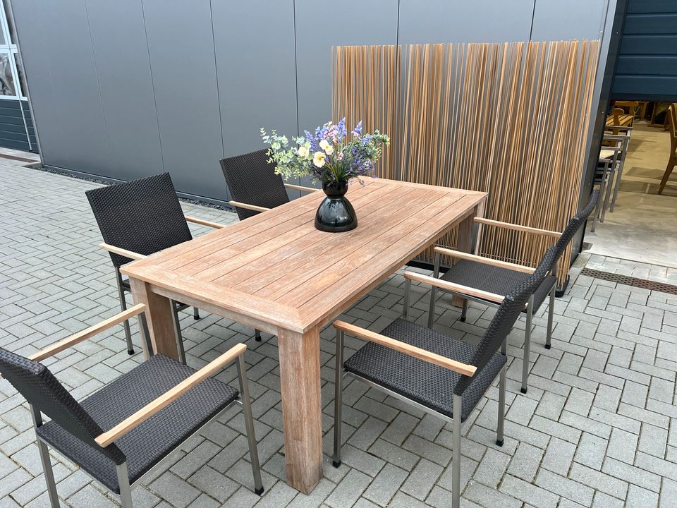 Royal Botania Teak Tisch 180x90 cm Top massiv in Seevetal