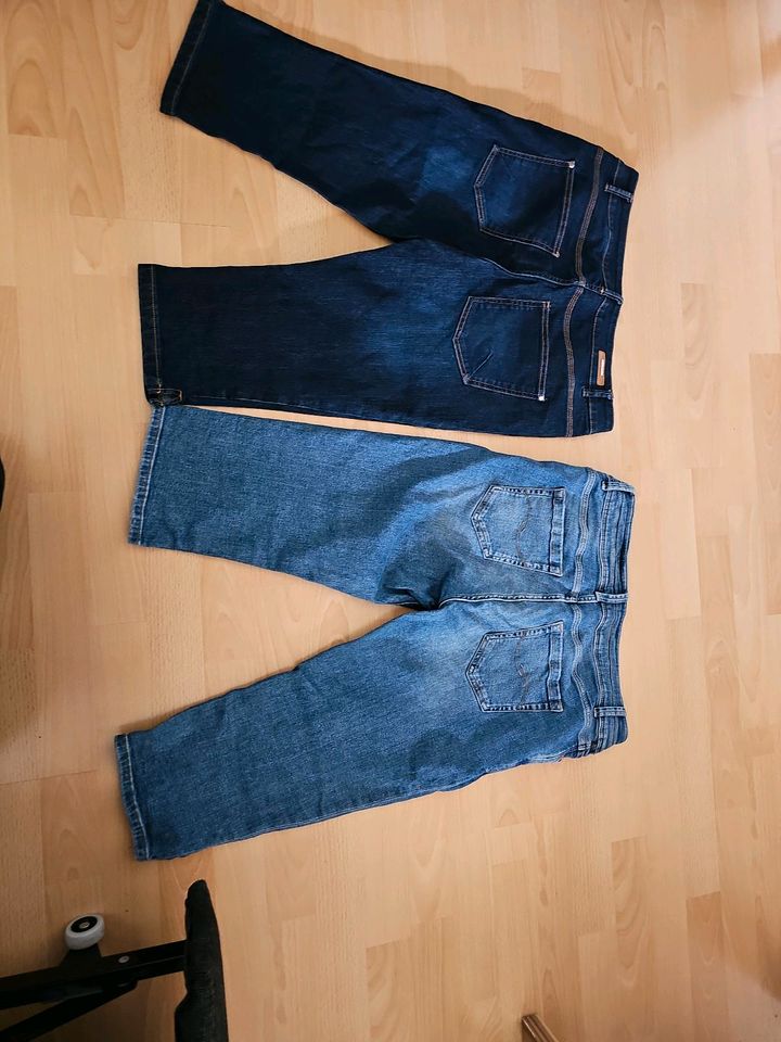 Jeans Caprihose Sommerhose S.Oliver Orsay Größe 40/42 in Nienburg (Weser)