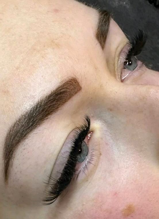 Powderbrows Modelle permanent make up in Zweibrücken