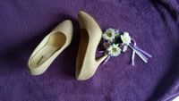 Original Verpackt Schuhe Pumps high heel Leder Nubuk Gr.36 Hessen - Stadtallendorf Vorschau