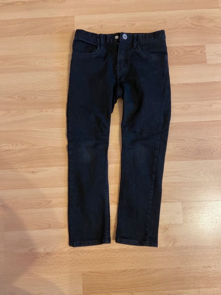 Jeans Gr 122 in Schwentinental