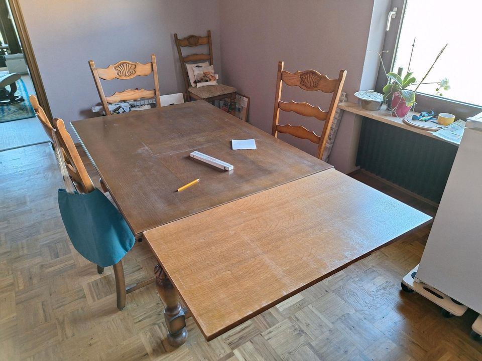 Esstisch mit vier Stühlen zur Abholung in Redwitz a d Rodach