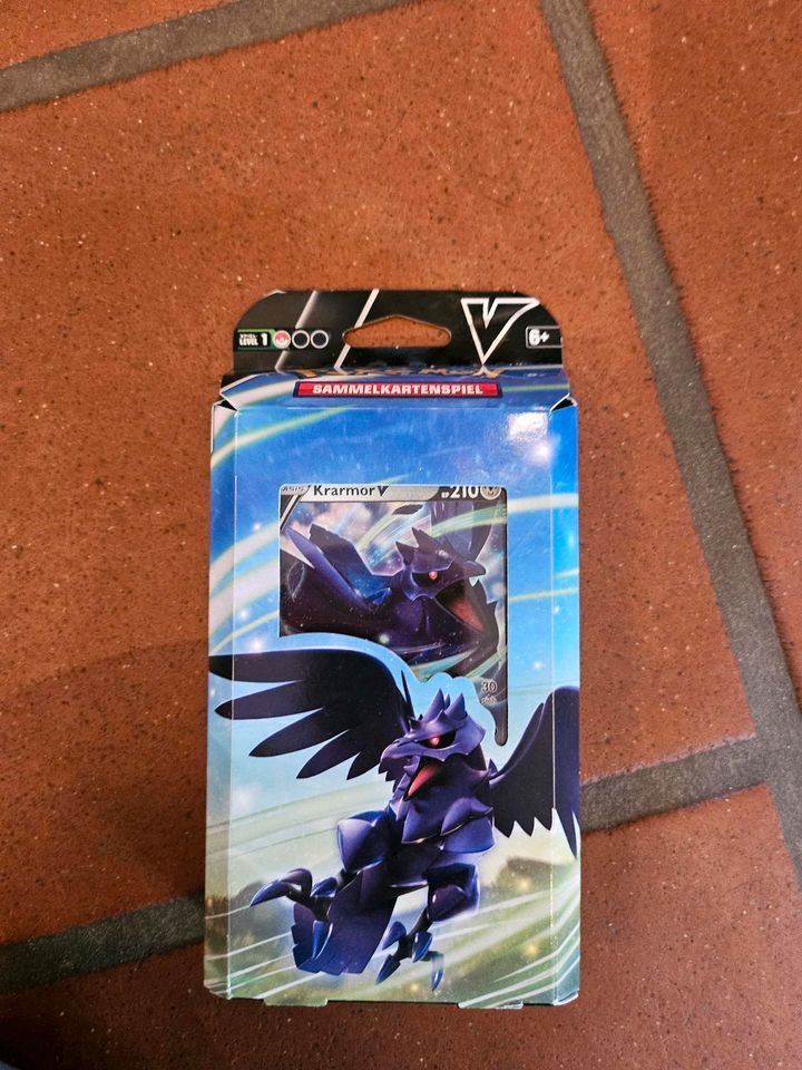 Pokemon Kampfdeck Krarmor V in Essen