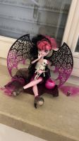 Monster High Draculaurq & Zubehör Bayern - Karlsfeld Vorschau