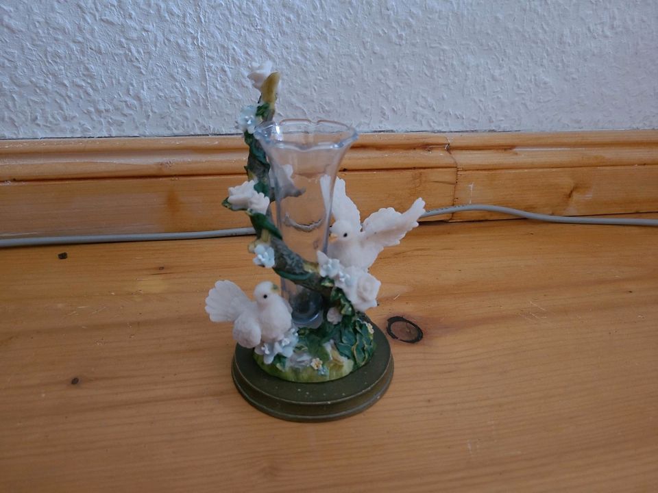 Vogelfiguren auf Rosenzweig als Kerzenhalter/Vase in Dresden