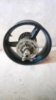 Hinterrad Felge, Achse hinten, Bremsscheibe Suzuki GsxR 750 00-03 Nordrhein-Westfalen - Bünde Vorschau