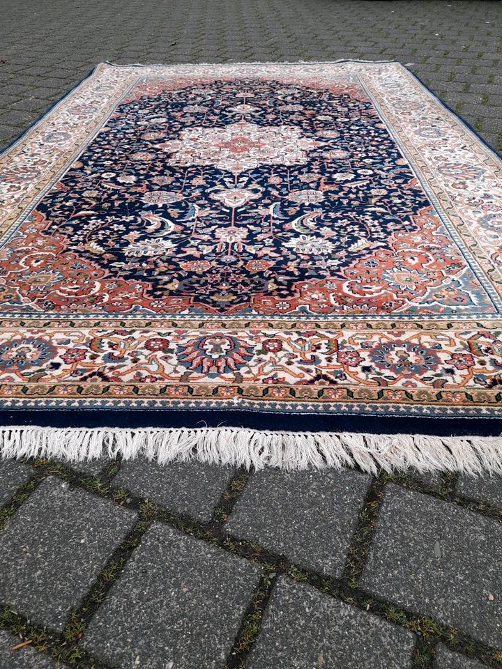 NP 4250 Euro Handgeknüpfter orientteppich perserteppich in Solingen