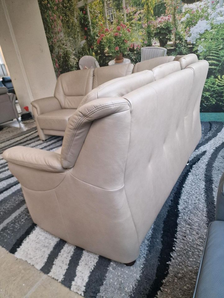 Polinova Ecksofa PN-PF19078 N2586 Echtleder Vivre desert, Longlife Nappaleder, Anti Aging Effekt, Echtrücken, Massivholz. Polipol Polster bis zu -80% der Uvp bei Iserlohn. in Hagen