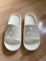 Crocs M5 W7 (Gr. 37/38), weiß Classic Slide 2.0 NEU! Baden-Württemberg - Freiburg im Breisgau Vorschau