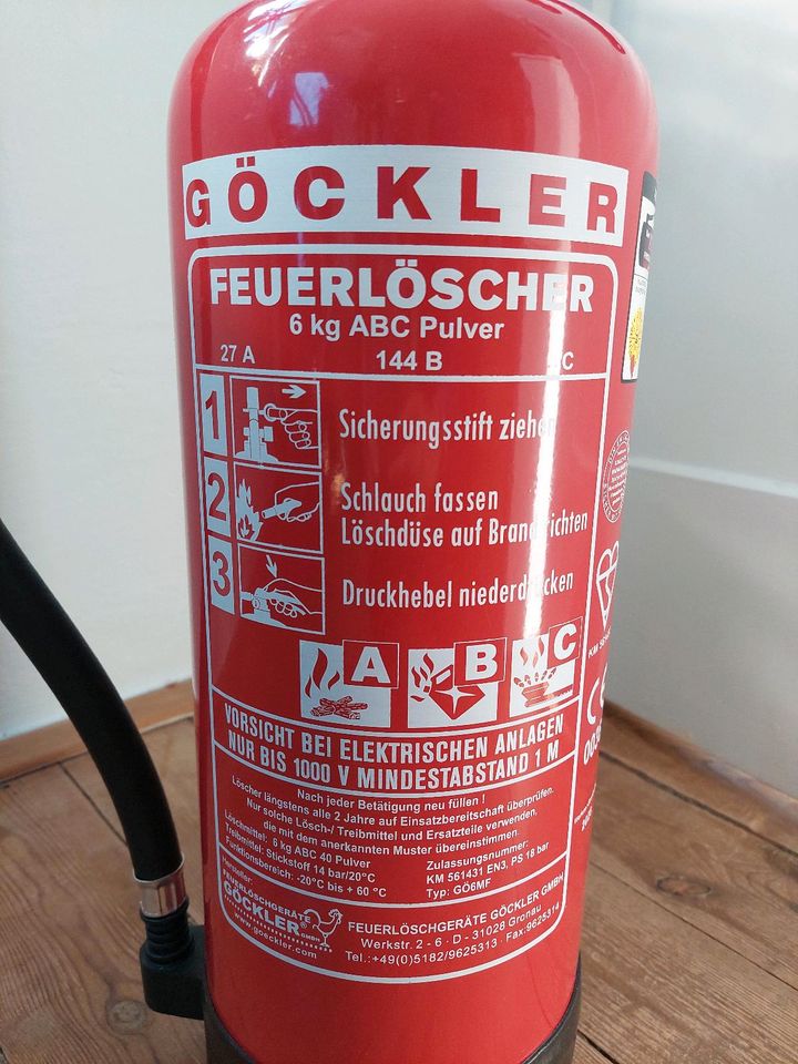 Feuerlöscher, voll und unbenutzt, 6kg, ABC Pulver, Göckler in München