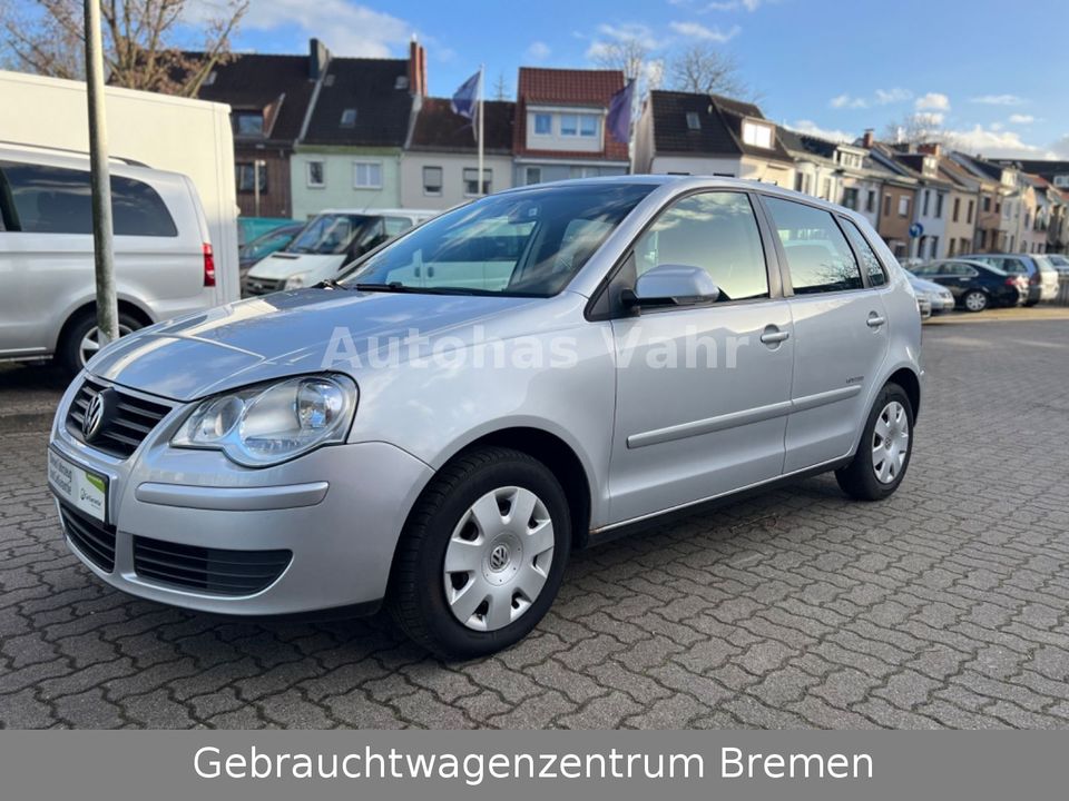 Volkswagen Polo IV United*TÜV NEU*1.HD*TOP*Klima* in Bremen