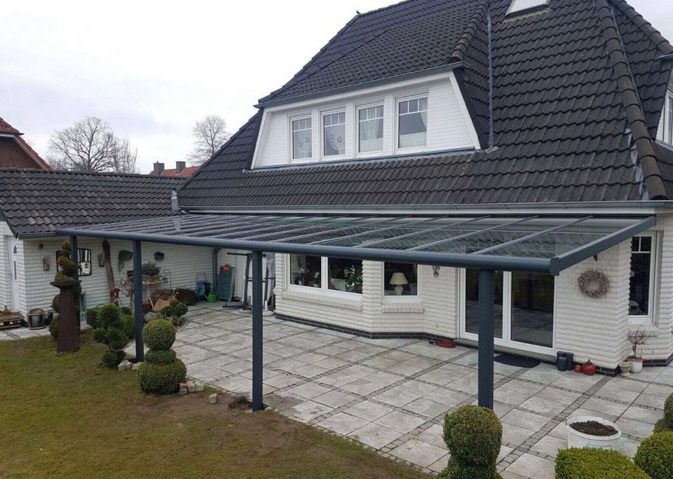 Hochwertige Terrassenüberdachung aus Aluminium auf Maß gefertigt in Paderborn