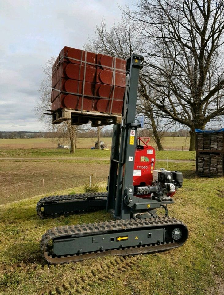 Raupentransporter / Kettengabelstapler / Hinowa TP 1600 in Panschwitz-Kuckau