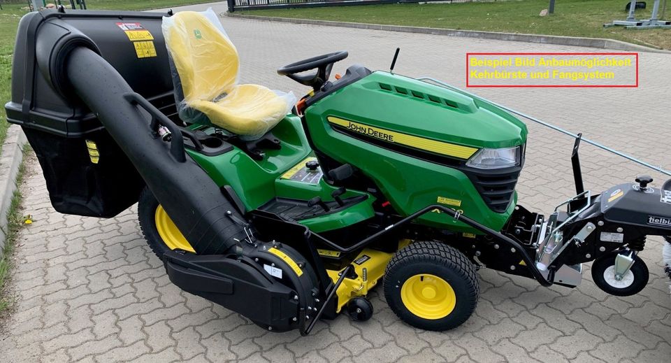 John Deere X584 Aufsitzmäher, Rasentraktor mit 137cm Mähwerk in Barum b Bad Bevensen