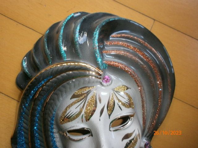 Venezianische Maske aus Porzellan grün lila blau gold in Dortmund