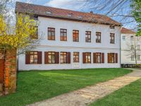 Denkmalgeschütztes Mehrfamilienhaus mit 6 Wohneinheiten in Altlandsberg Brandenburg - Altlandsberg Vorschau