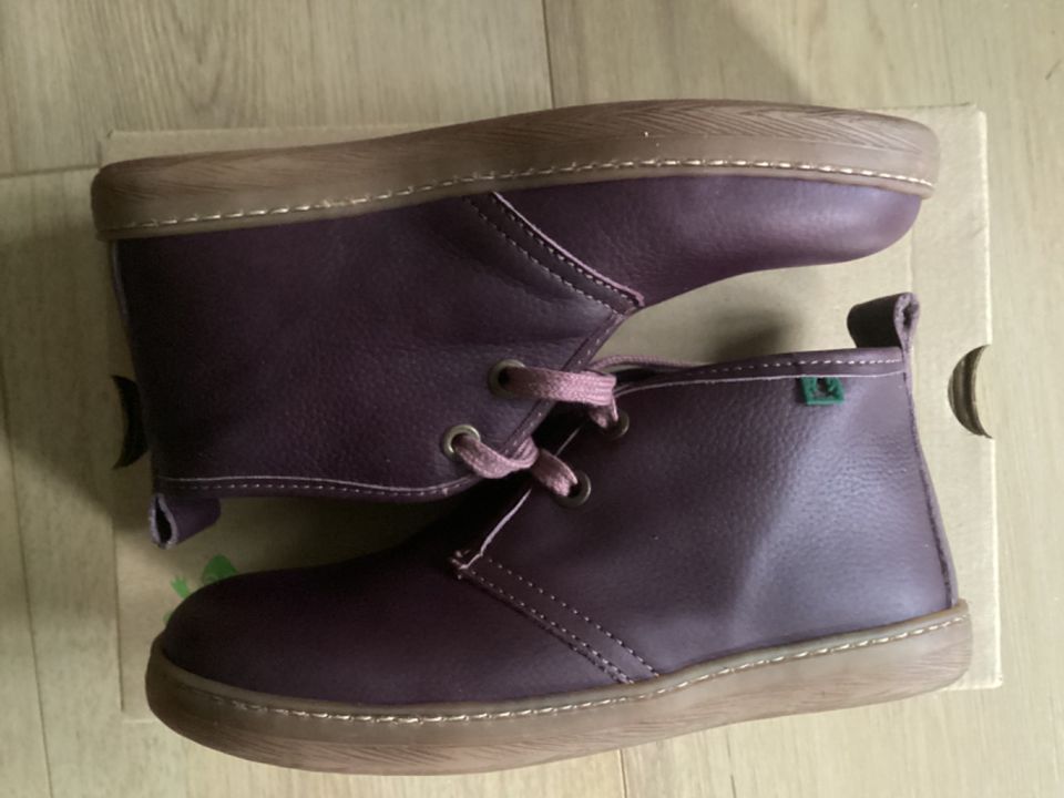 Neu OVP El Naturalista Bio Leder Schuhe 33 Aubergine lila in Berlin