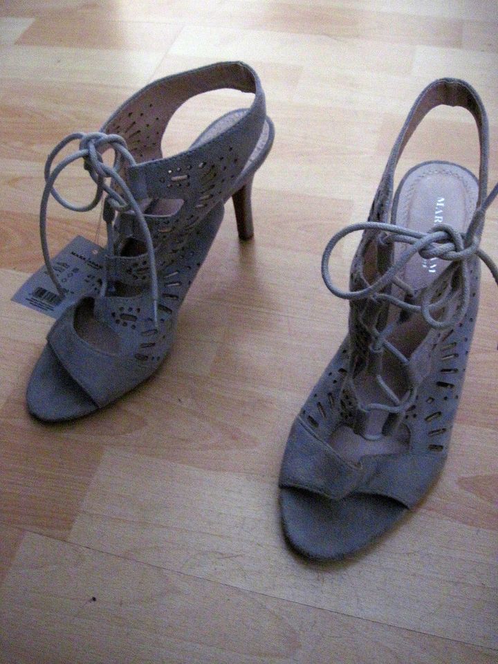 Sandalen High heels silbergrau Größe 41 NEU 9,5 cm Absatz in Dortmund