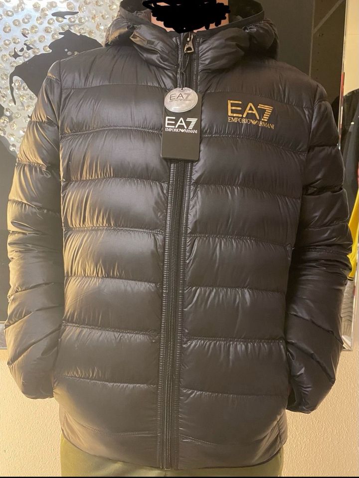 EA7 Emporio Armani Daunenjacke original (inkl Zubehör)Neu in Augsburg