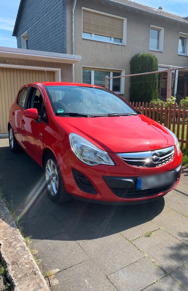 Opel Corsa D 1.4 Active in Bergisch Gladbach