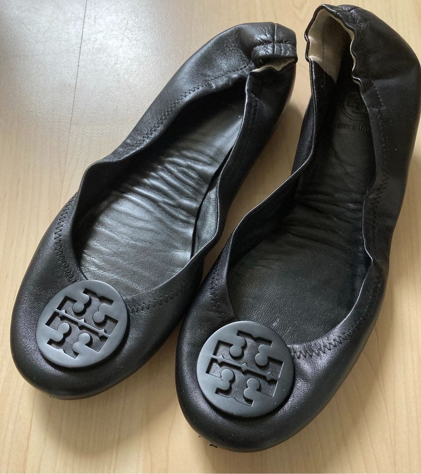 TORY BURCH MINNIE REISE-BALLERINA MIT LOGO Gr.40 in Hamburg