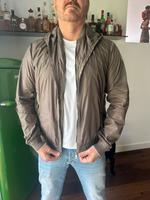 Verkaufe Moncler Windbreaker Jacke Khaki Nordrhein-Westfalen - Bergheim Vorschau