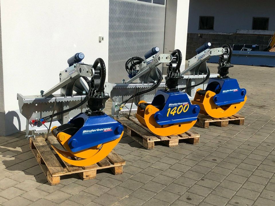 Binderberger Rückezange RZ 1200 light Forstzange Frontladerzange in Rennertshofen