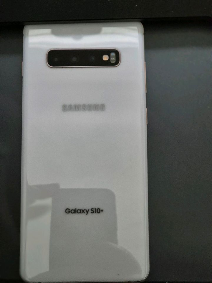 Samsung Galaxy S10 + und Samsung galaxy watch größe 44 mi in Visselhövede