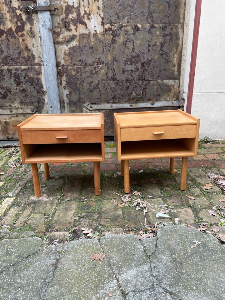 ◤ Nachtkommode Beistelltisch Vintage Eiche Hans Wegner GE 430 Dänisch Design Danish 1960er 60er mid Century Tisch Bett Teak Teakholz Retro in Berlin