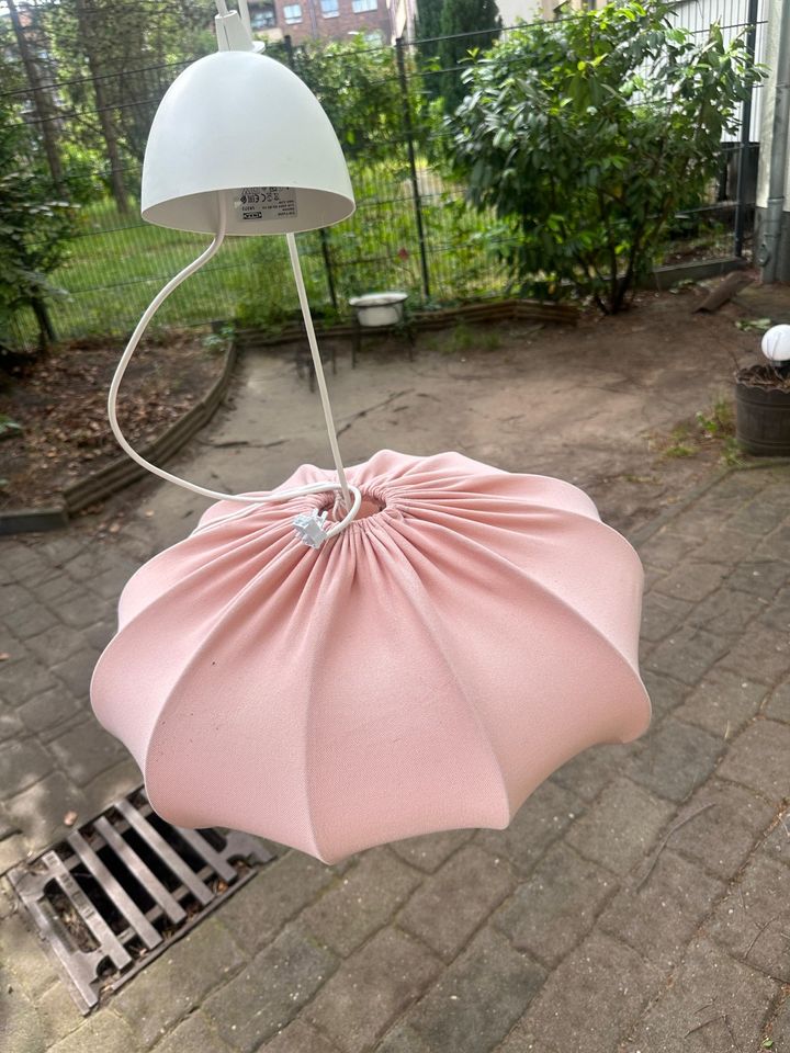 Lampenschirm REGNSKUR oval rosa mit Aufhängung in Berlin