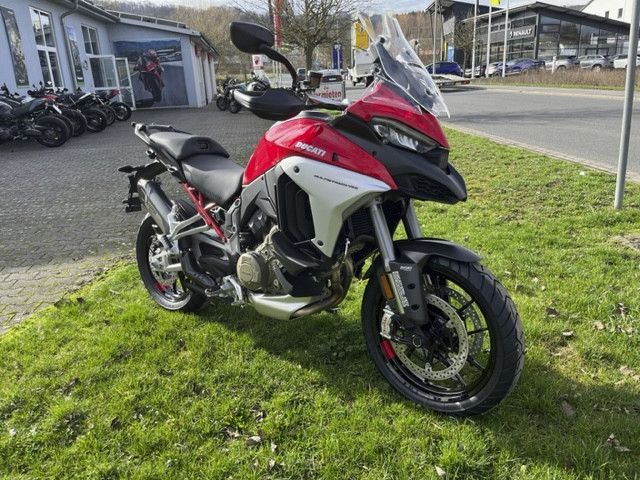 Ducati Multistrada V4 Full sofort Lieferbar in Bad Mergentheim