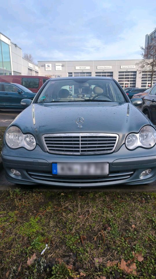 Mercedes C180 in Radolfzell am Bodensee