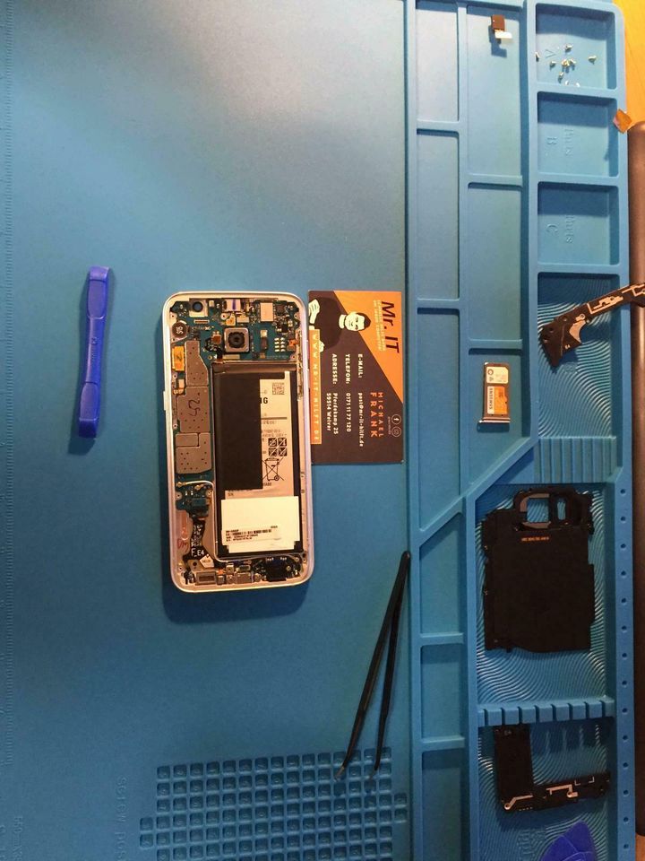iPhone / Handy kaputt - Display gebrochen - Reparatur Smartphone in Welver