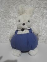 Hase Osterhase Kuschelhase Stofftier mit lila Hose Hessen - Rödermark Vorschau