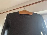 SCHMALES GERIPPTES MIDIKLEID AUS JERSEY, grau, Gr. S, von COS Bayern - Ebersberg Vorschau