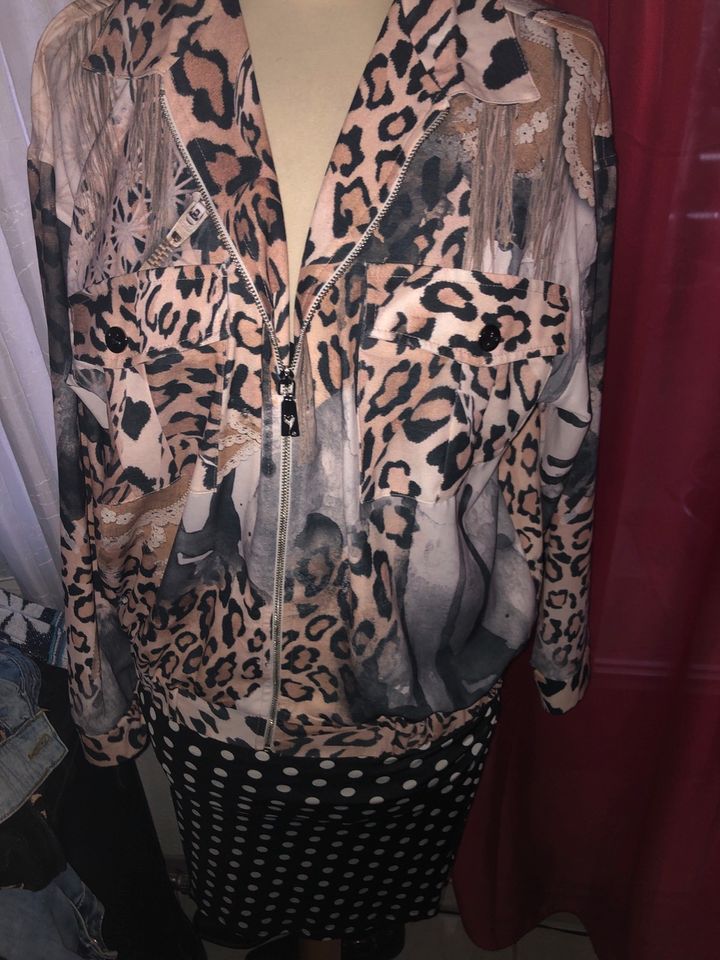 Missy Strass Leo Leoparden Bluse Jacke s/m neu in Ebersbach an der Fils