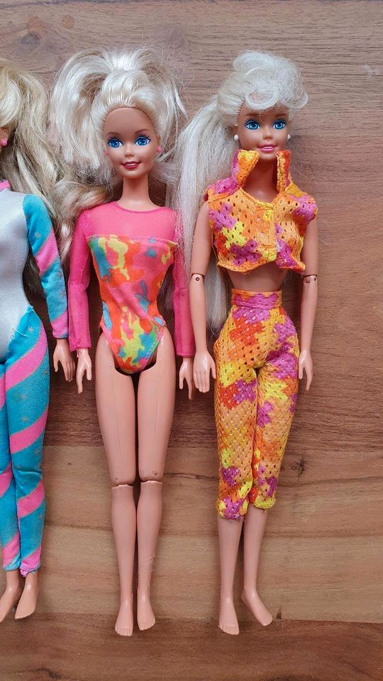 4 x barbie lot Paket set Sport Gelenke beweglich Gymnastik in Biebelnheim