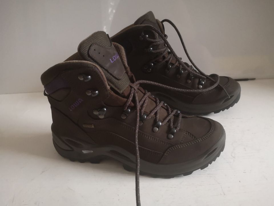 Damen Wander Schuhe Boots LOWA RENEGADE GTX Gr 41 braun Nubuk in Duisburg