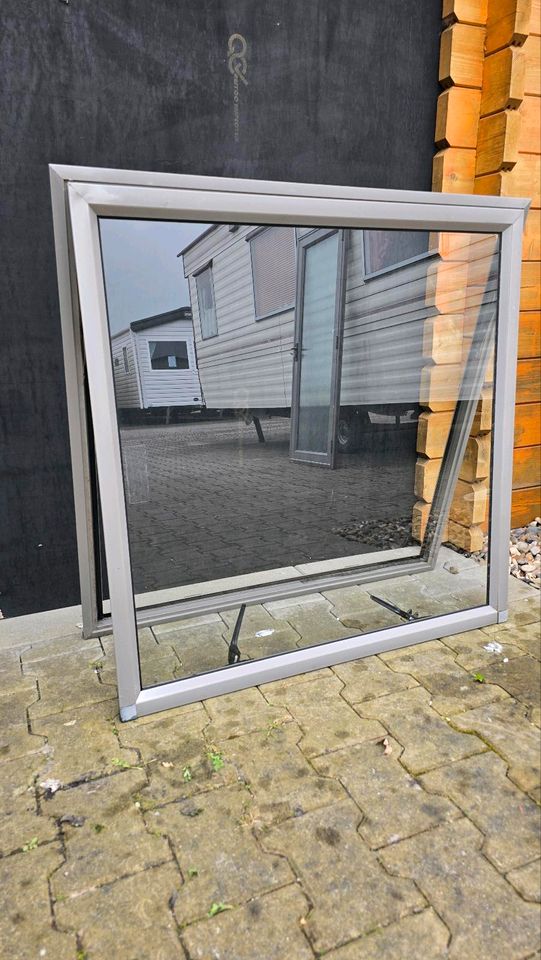 Mobilheim Fenster 91,5 x 91,5  Camping Vorzelt Vorbau Schuppen in Saterland
