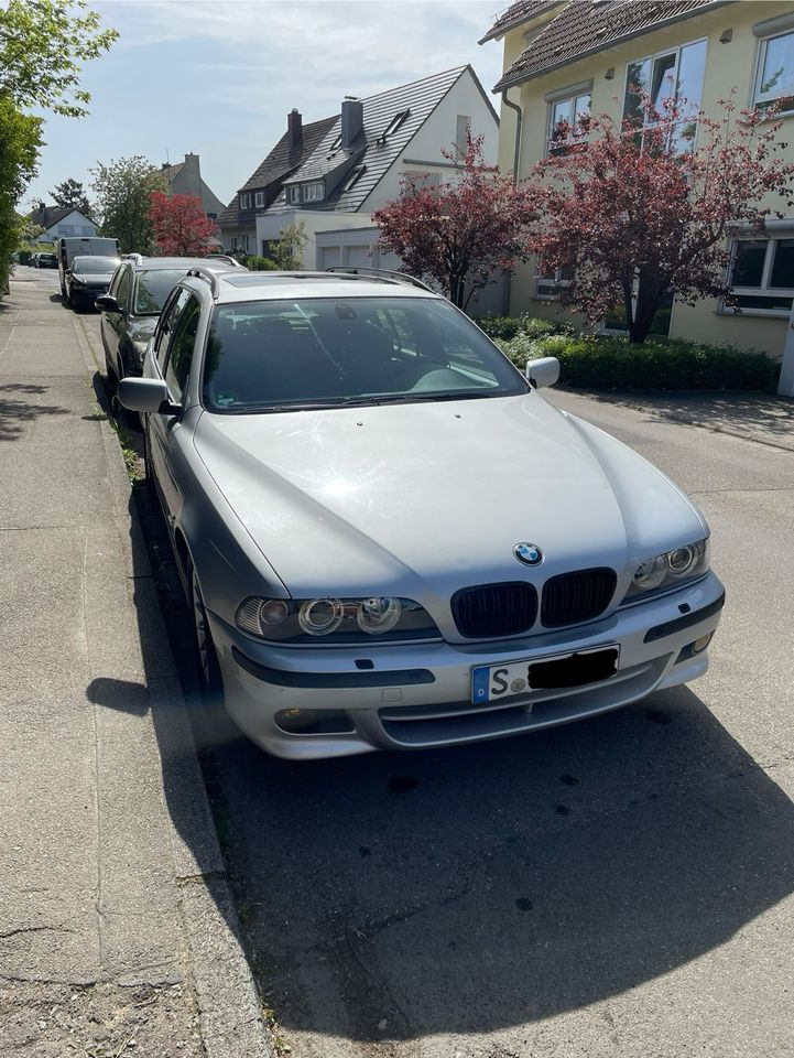 BMW E39 530iA Touring M-Sportpaket „Youngtimer“ in Stuttgart