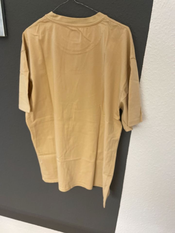Herren T-Shirt Gr. L beige/ Camel Farben von Karl Kani in Stuttgart