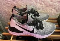 Nike Sneaker Epic React Flyknit Gr. 37.5 Neuwertig Niedersachsen - Bösel Vorschau