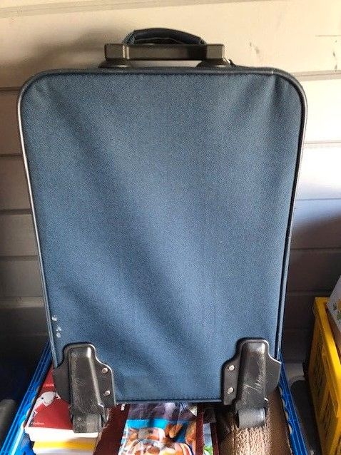 Boardcase Koffer Hotpack dunkelblau - mit Rollen in Witzeeze
