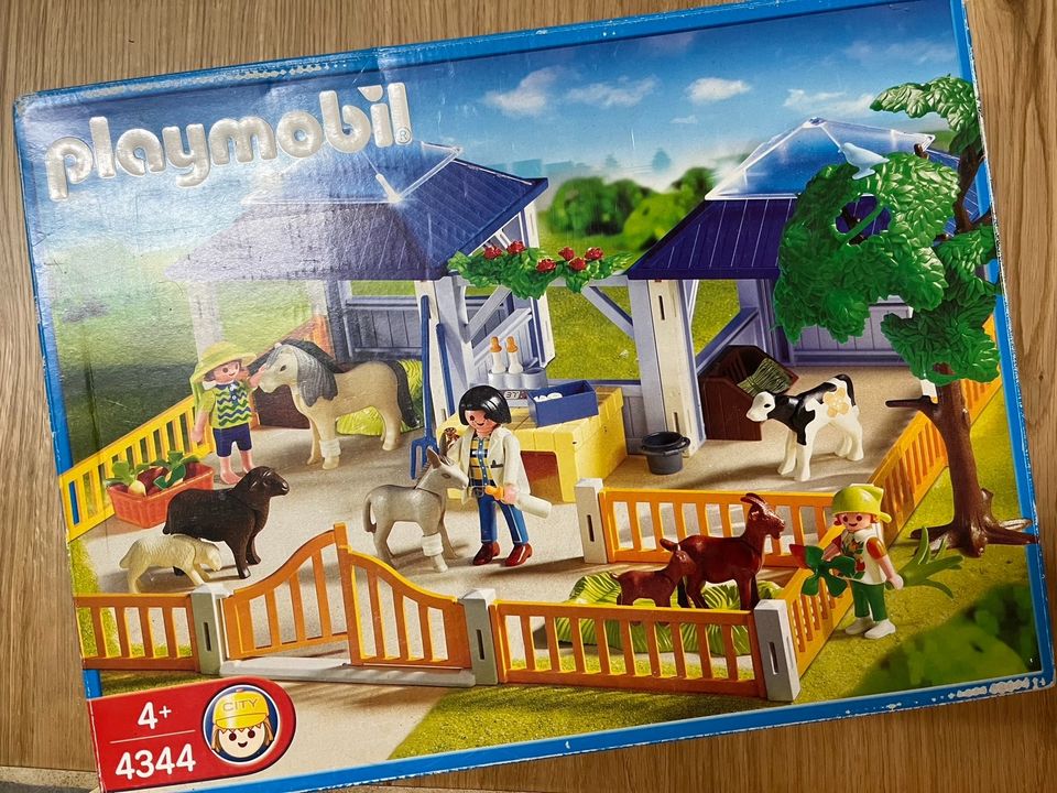 Diverses Playmobil Spielzeug in Versmold