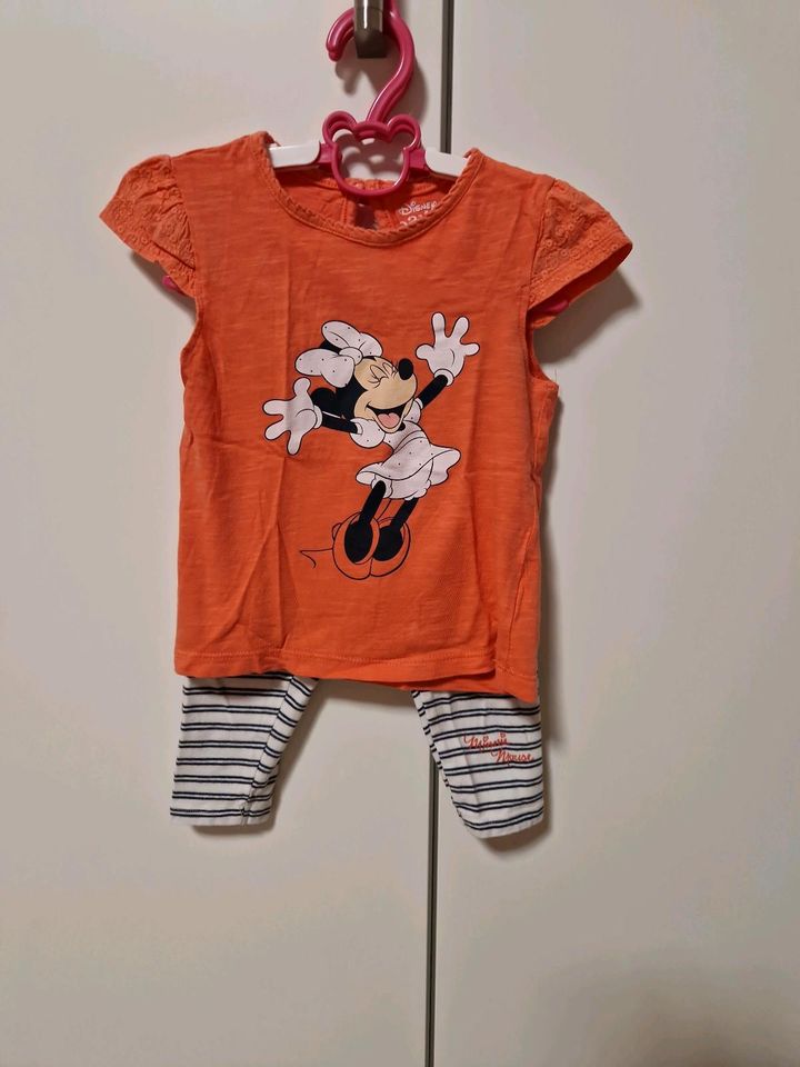 Set von Disney Baby C&A Größe 80 in Nürnberg (Mittelfr)